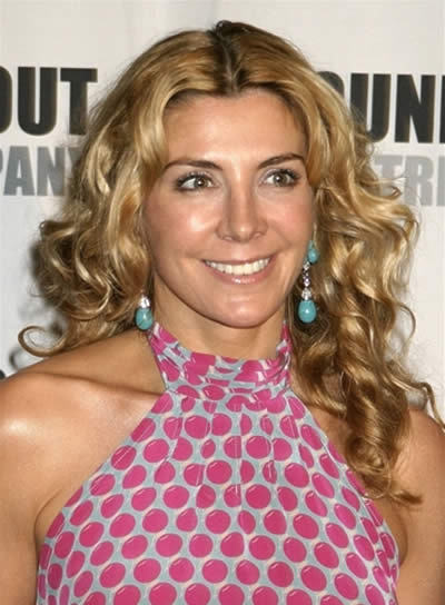 Natasha Richardson Medium Loose Curl Hairstyle