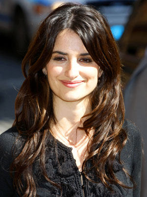 Charming Penelope Cruz Long Hairstyle