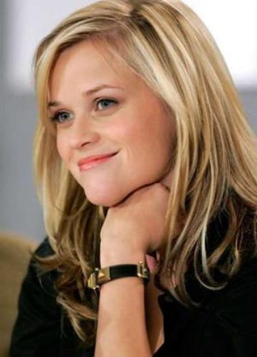 Reese Witherspoon Superb Hairstyle