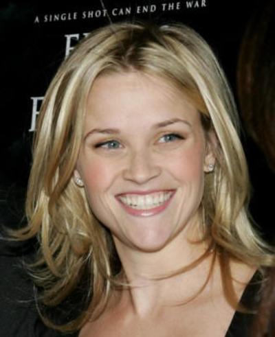 Reese Witherspoon Short Wavy Hairstyle
