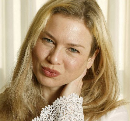 Renee Zellweger Wavy Hairstyle