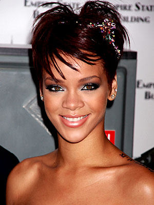 Beautiful Rihanna Hairstyle