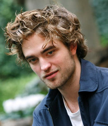 Pattinson Weird Hairstyle