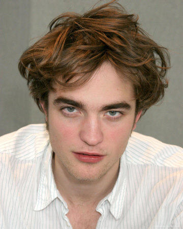 Super Robert Pattinson Hairstyle