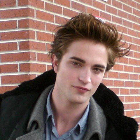 Robert Pattinson Spiky Hairstyle