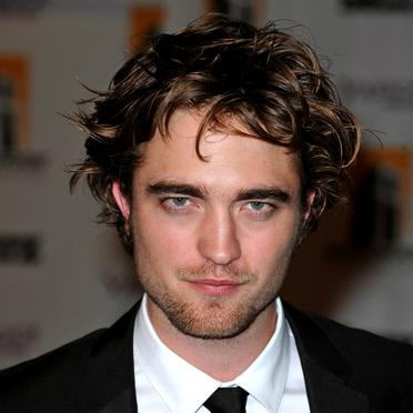 Handsome Robert Pattinson Hairstyle