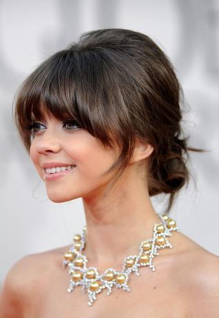 Superb Sarah Hyland Hairstyle