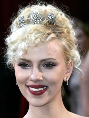 Scarlett Johansson Bridal Hairstyle