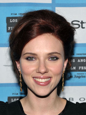 Scarlett Johansson Beehive Hairstyle