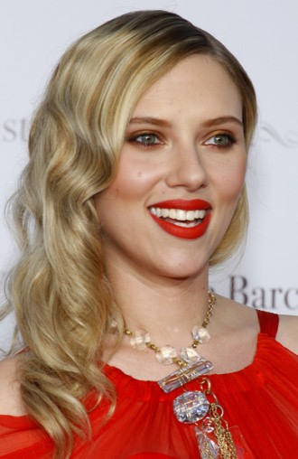 Sweet Scarlett Johansson Hairstyle