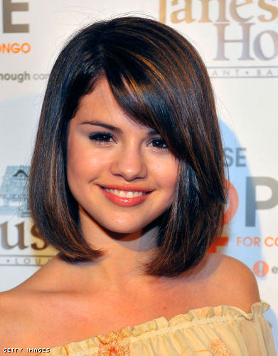 Selena Gomez Short Haircut
