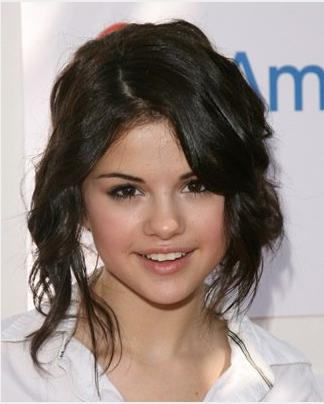 Selena Gomez Updo Hairstyle