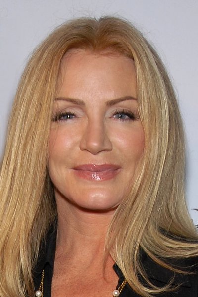 Lovely Shannon Tweed Hairstyle