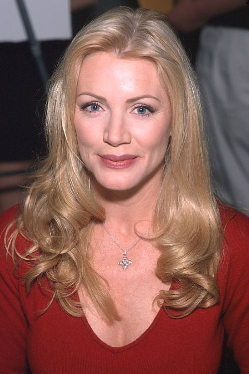 Shannon Tweed Medium Curly Hairstyle