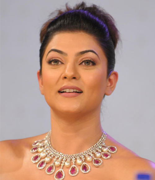 Sushmita Sen Bun Hairstyle