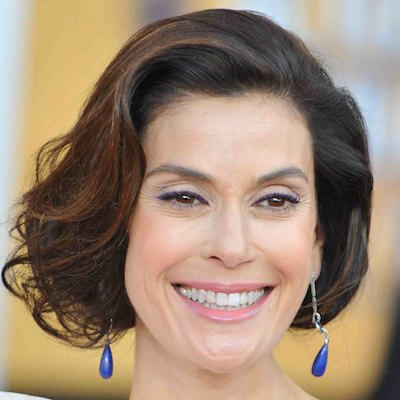 Teri Hatcher Flip Hairstyle