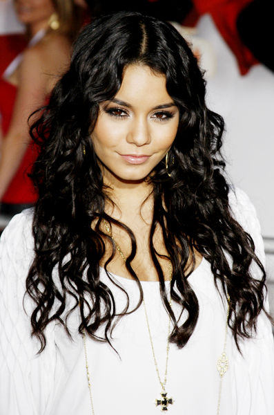 Famous Long Curly Wavy Hairstyle