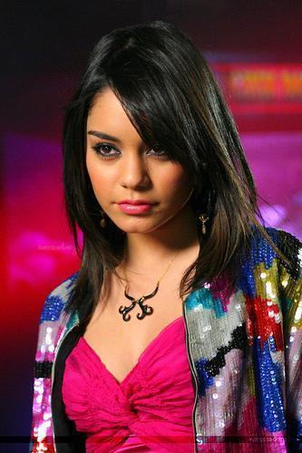 Vanessa Hudgens Medium Hairstyle