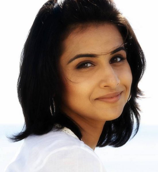 Vidya Balan Medium Hairstyle