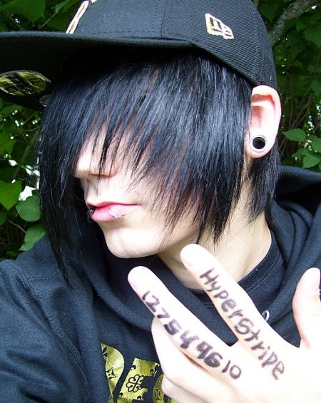 Fabulous Short Emo Hairstyle