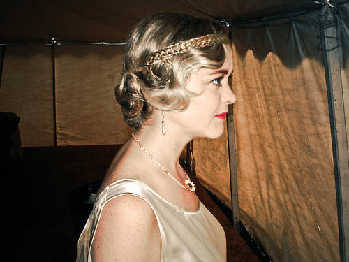 Superb flapper Hairstyle