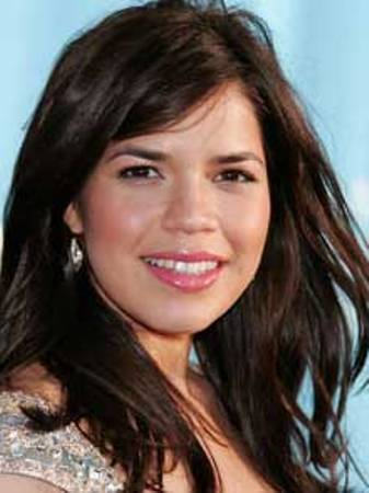 Medium Wavy Hairstyle