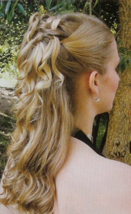 Stylish Prom Half Up Hairstyle