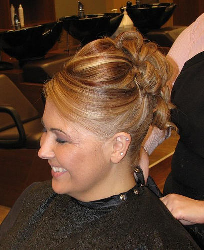 Nice Bun Victorian Hairstyle