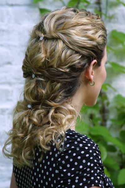 Nice Victorian Hairstyle