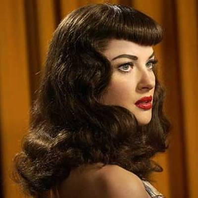 1920s Wavy Hairstyle