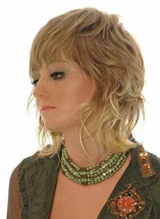 Beautiful Wavy Short Hairstyle