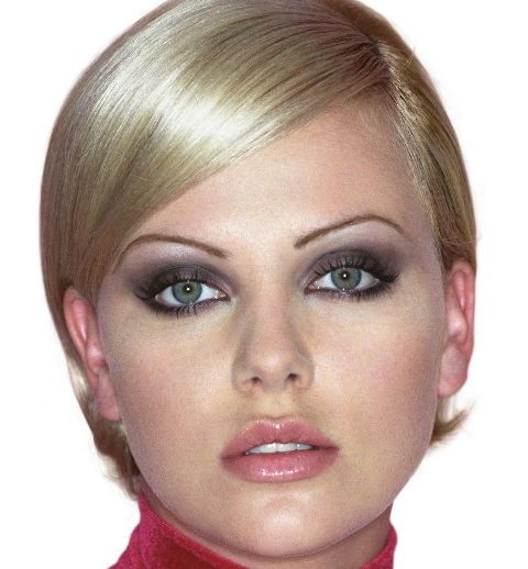  Charlize Theron - Formal Hairstyle