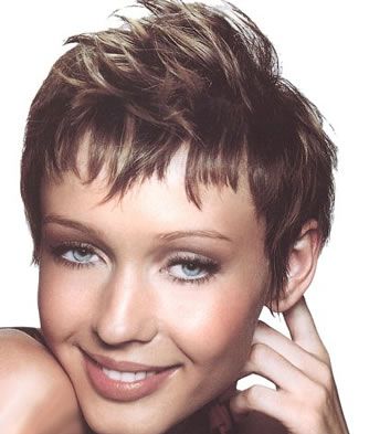 Grey Eyes - Trendy Short Hairstyle