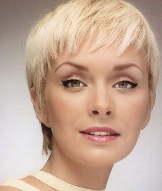 Pleasing Short Blonde Hairstyle