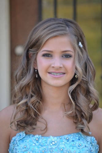 Simple Pageant Hairstyle