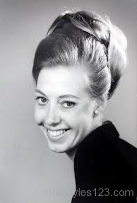 Amazing 1960s Bun Hairstyle