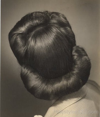 Stylish Bun Hairstyle