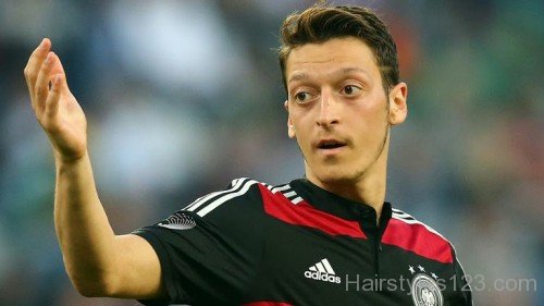 Awesome Short Hairstyle Of Mesut Ozil