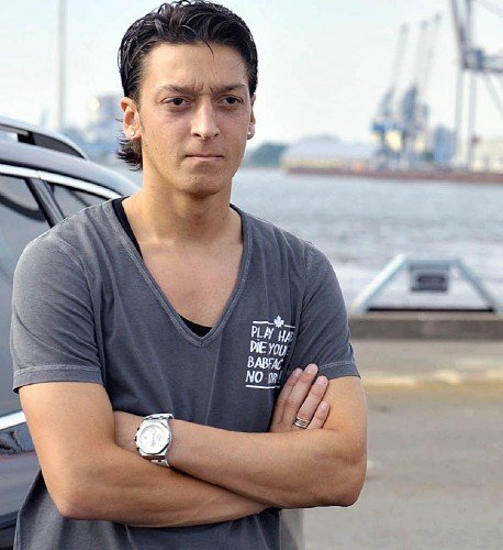 Medium Hairstyle Of Mesut Ozil