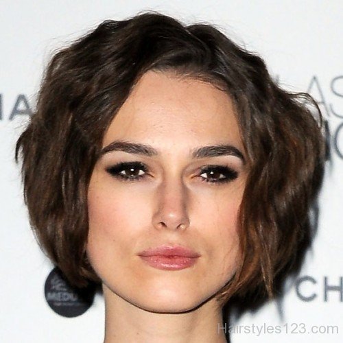 Nice Short Wavy Hairstyle