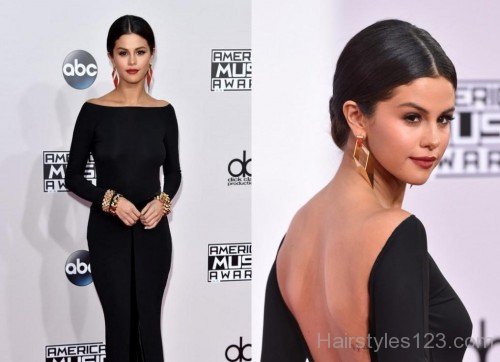 Attractive Updo Hairstyle Of Selena Gomez