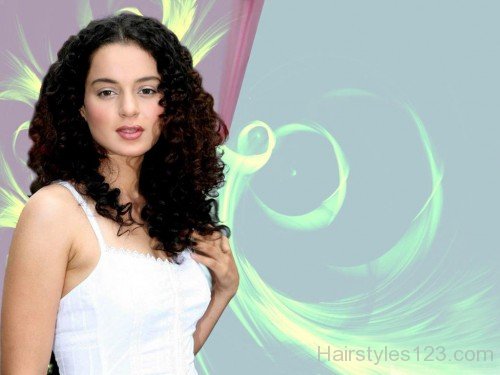 Kangana Ranaut Medium  Curly Hairstyle