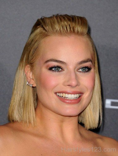 Margot Robbie Blonde Hairstyle