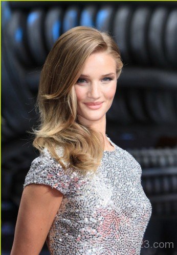 Rosie Huntington Whiteley  Wavy Hairstyle