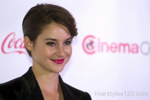 Shailene Woodley Bob Hairstyle
