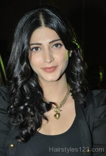 Shruti Hassan Curly Hairstyle