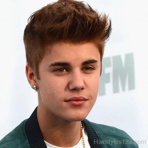 Spiky Hairstyle Of Justin Bieber