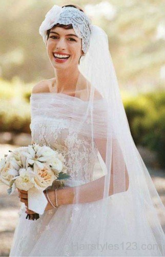 Bridal Short Hair With Headband