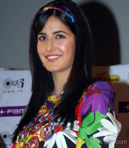 Medium Straight Haircut Of Katrina Kaif