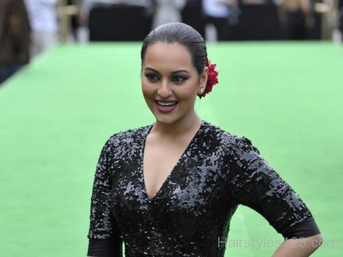 Sonakshi Party Hairstyle